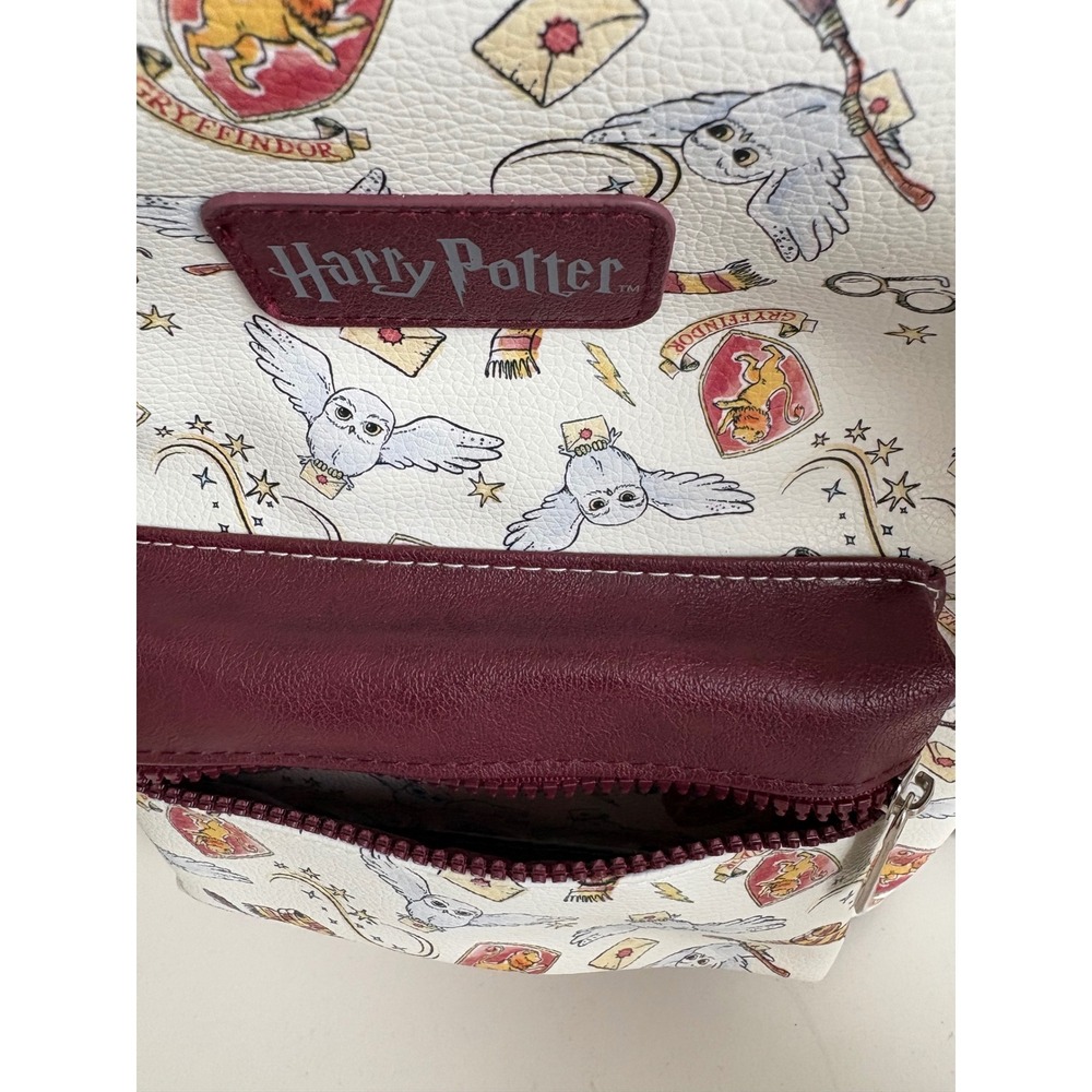Harry Potter Mini Backpack Gryffindor Hedwig Owl White Burgundy Unused Clean - Picture 3 of 10